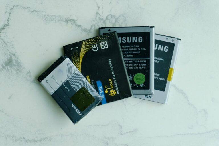 How Long Should a Phone Battery Last? Signs of Wear - Four Corners Repair Center Boise Idaho